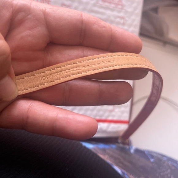Louis Vuitton Jewelry Monogram Red Patent Leather Triple Loop Bracelet pre loved - Picture 9 of 13